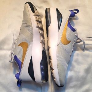 Nike Air Max Size 7